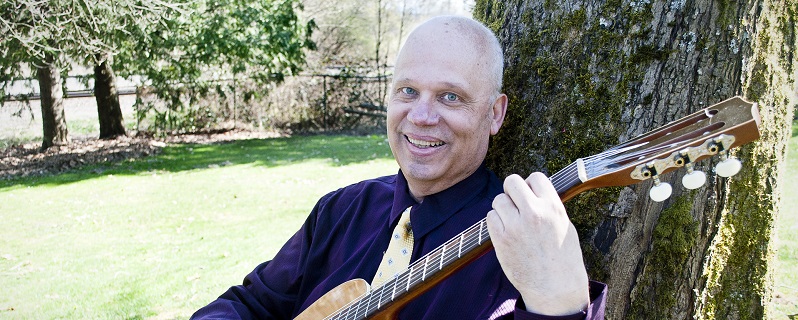 Amateur Classical Guitarist Paul Erickson